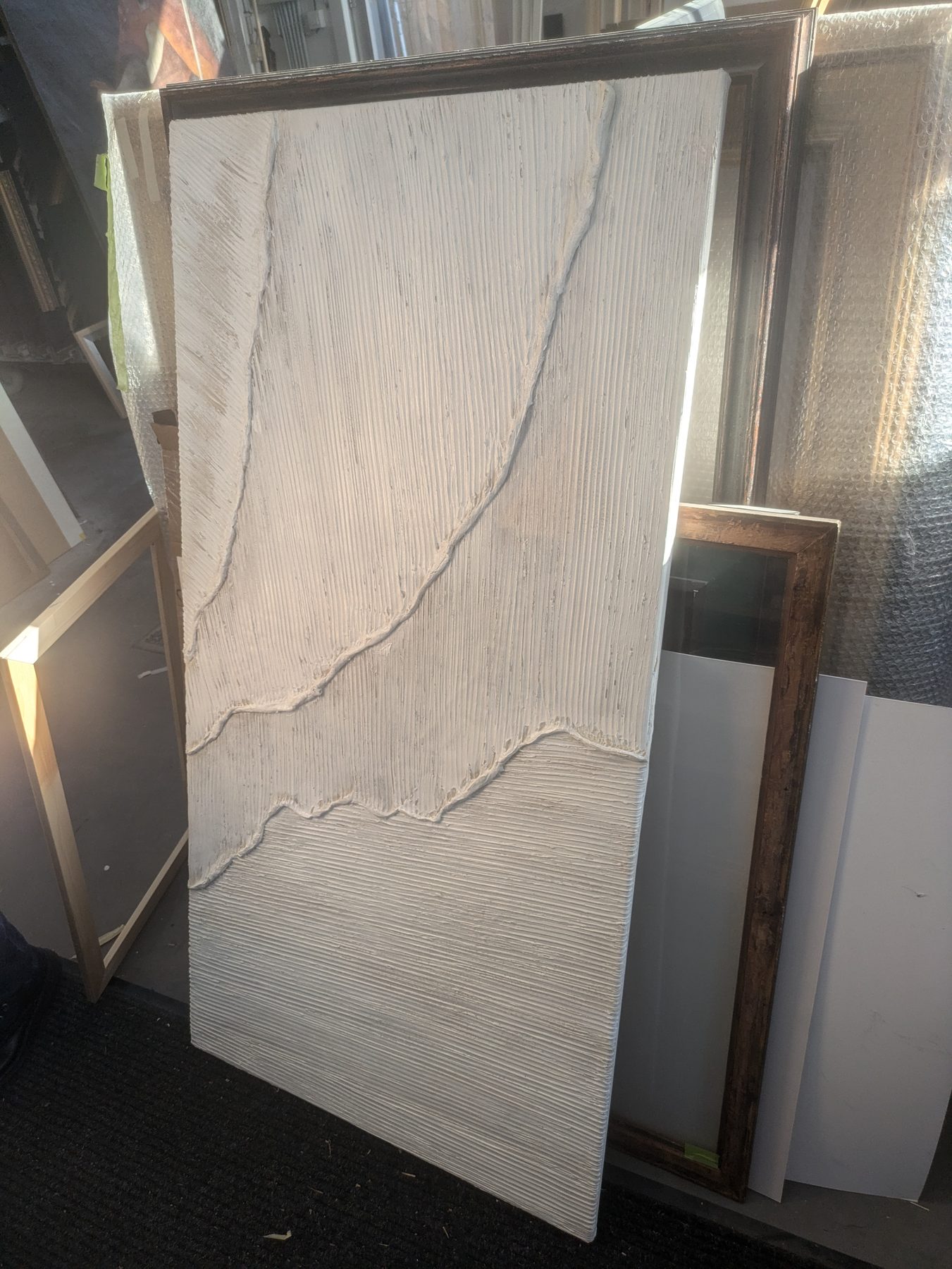 Doek met reliëfstructuur, opgespannen op maat